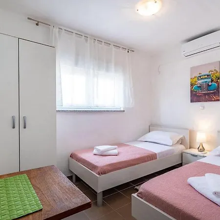 Apartamento Maris Maslenica