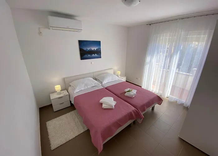 Maris Lägenhet Maslenica